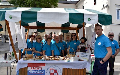 Osjeti Hrvatsku, Ljubljana, Pogačarjev trg, sobota 24.06.2023 SHDS & HKD Velenje & Vinarija Povratak