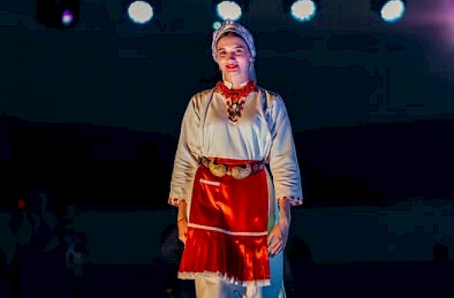 12. Revija najljepše Hrvatice u narodnoj nošnji izvan RH